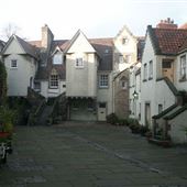 White Horse Close