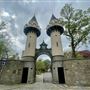 Powis Gateway