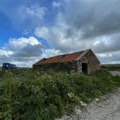Evie Pier hut