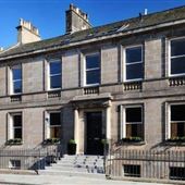 Constitution Street