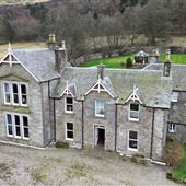 East Brackley House